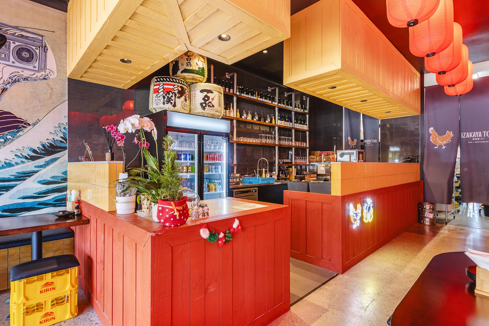 Funky bar design with lantern lights in Victoria Park, Perth